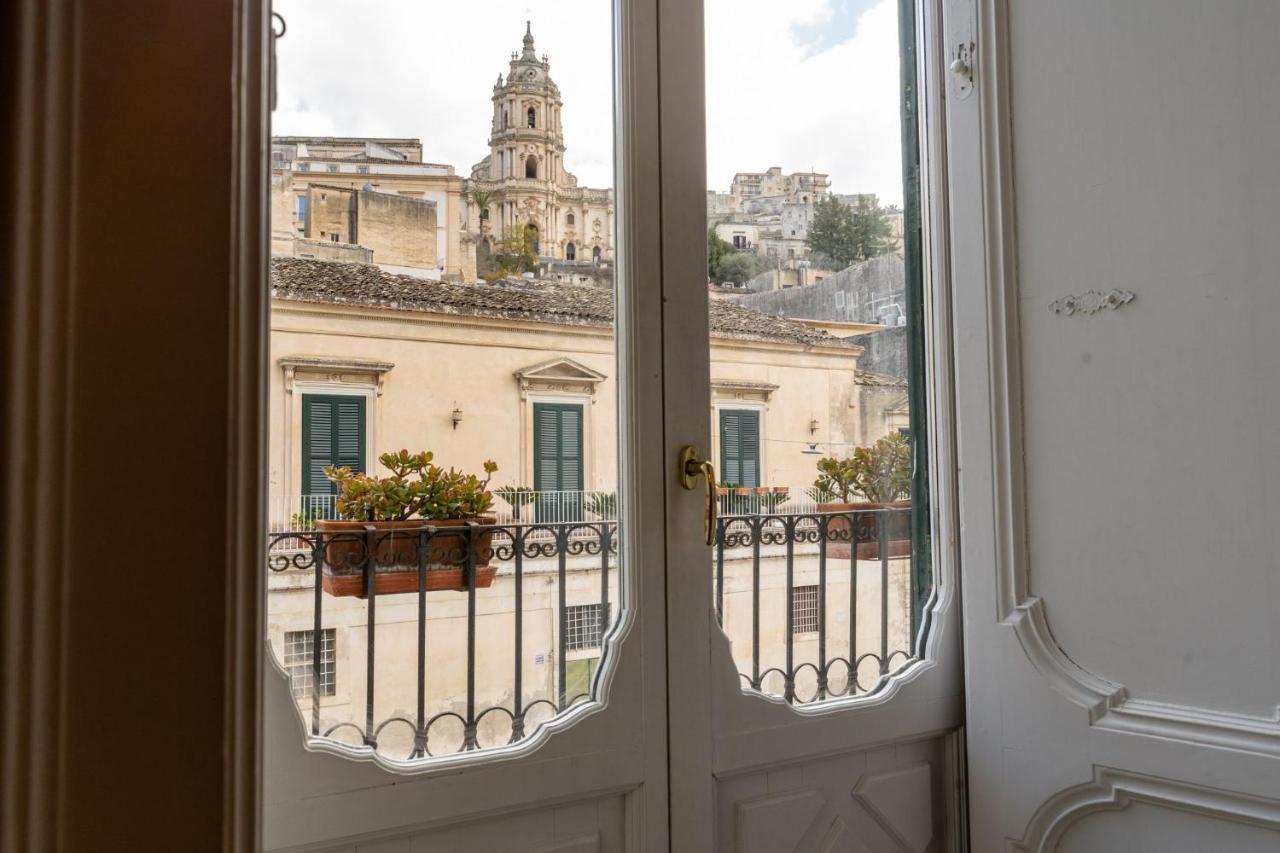 Palazzo Il Cavaliere B&B De Charme โมดิกา ภายนอก รูปภาพ