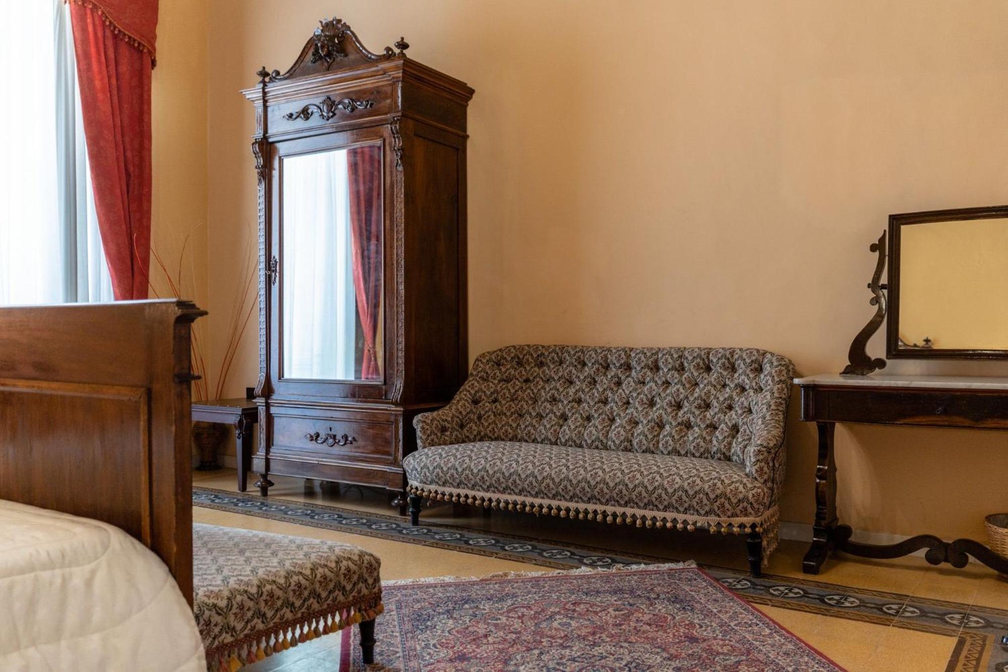 Palazzo Il Cavaliere B&B De Charme โมดิกา ห้อง รูปภาพ