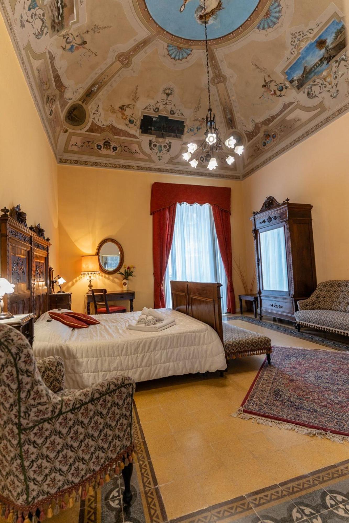 Palazzo Il Cavaliere B&B De Charme โมดิกา ห้อง รูปภาพ