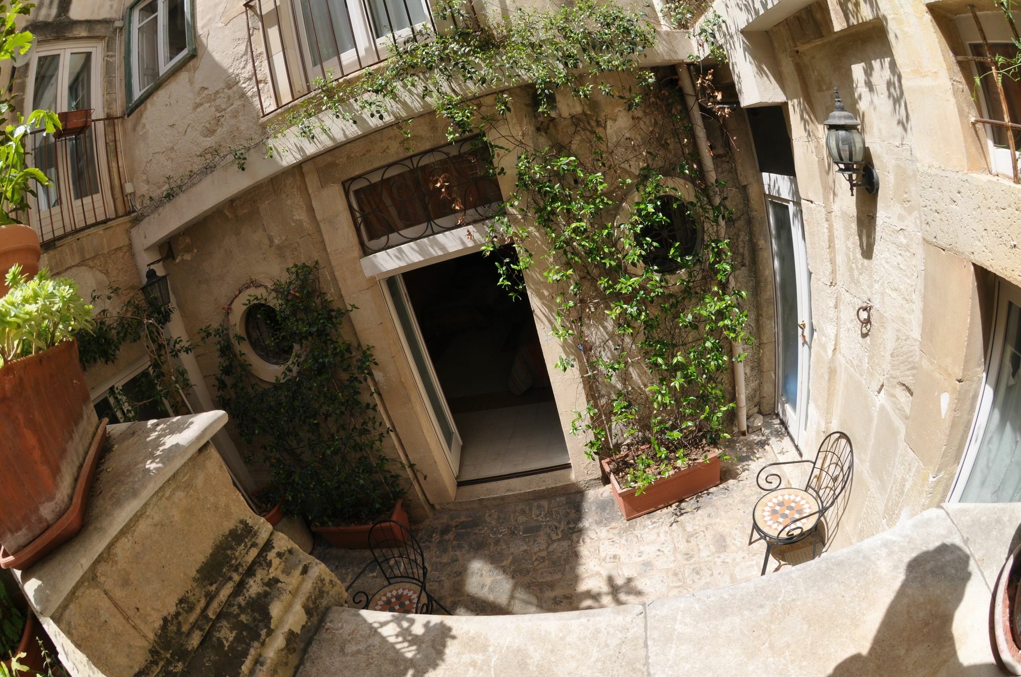 Palazzo Il Cavaliere B&B De Charme โมดิกา ภายนอก รูปภาพ